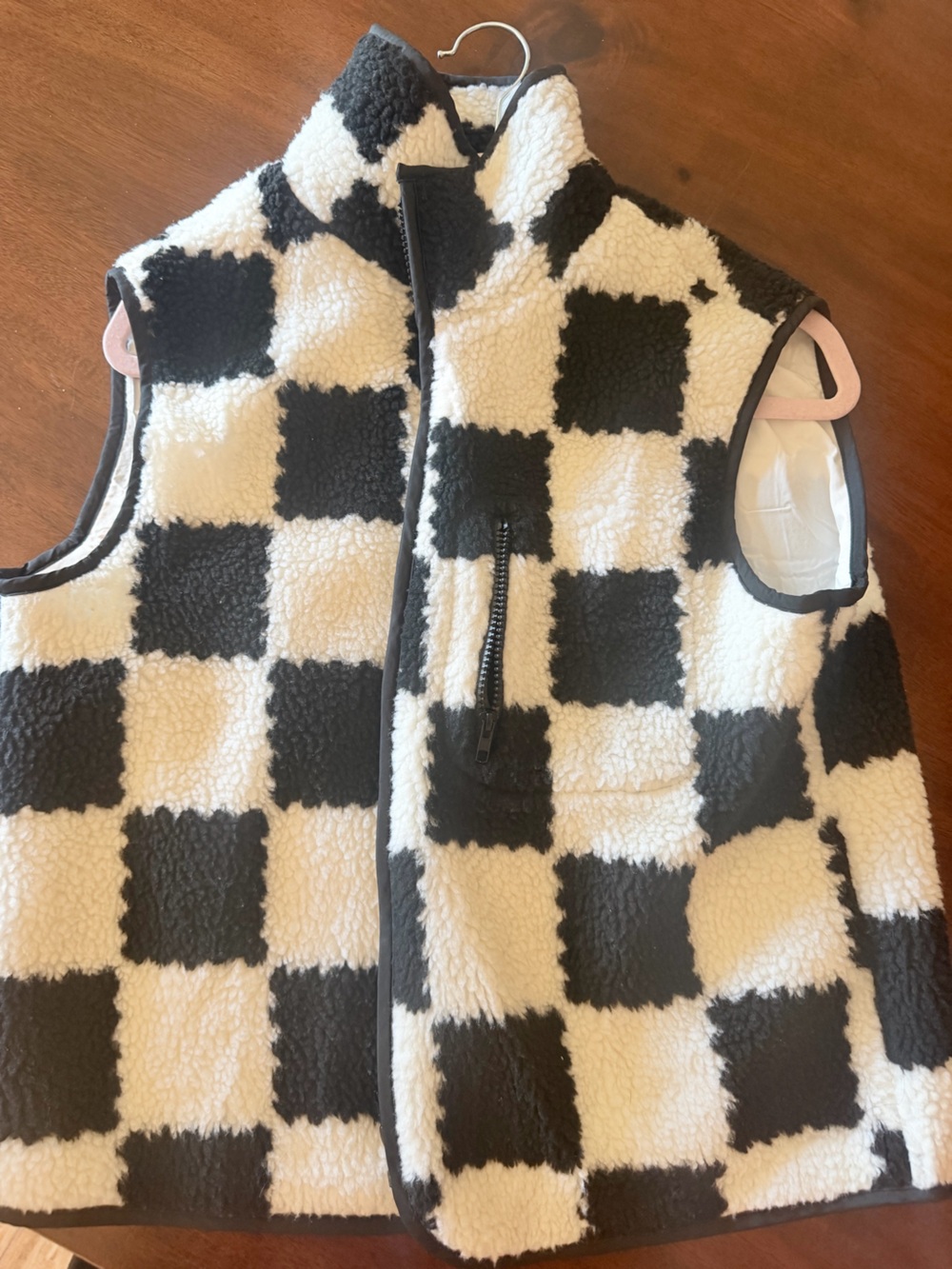 Women’s Black & White Checker Sherpa Vest - Cozy Layer